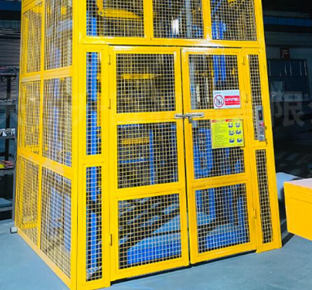 四平货梯可以安装在室外吗